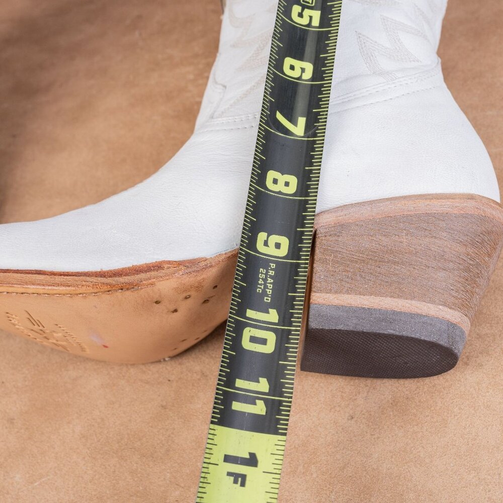 Idyllwind Women Wheels White Leather Western Cowboy Party Ankle Boots sz 7 - Picture 5 of 7